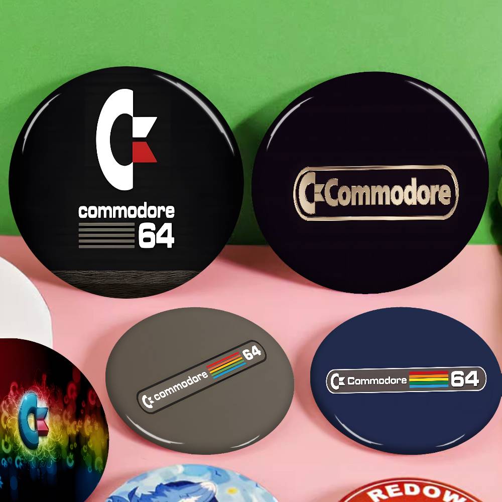 C-Commodore-64 Retro-Tech Anim - огляд і ціна Tech Accessories Backpack