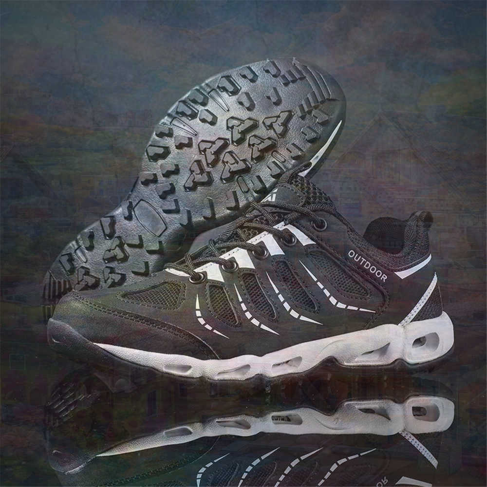 Sumer Round Tip Silver Sneaker - огляд і ціна Tech Office Accessories